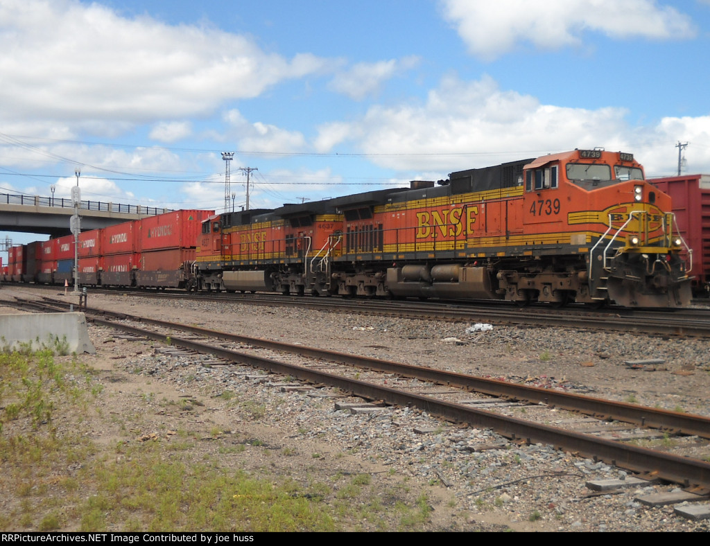 BNSF 4739 East